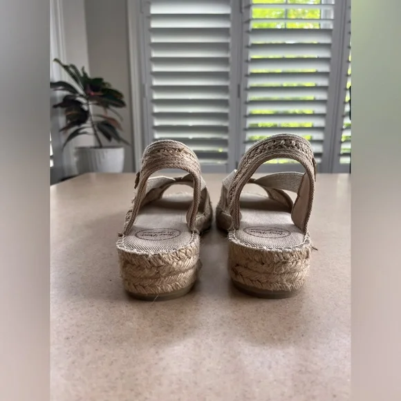 Toni Pons Estel Tan Espadrille Sandals - Picture 5 of 12